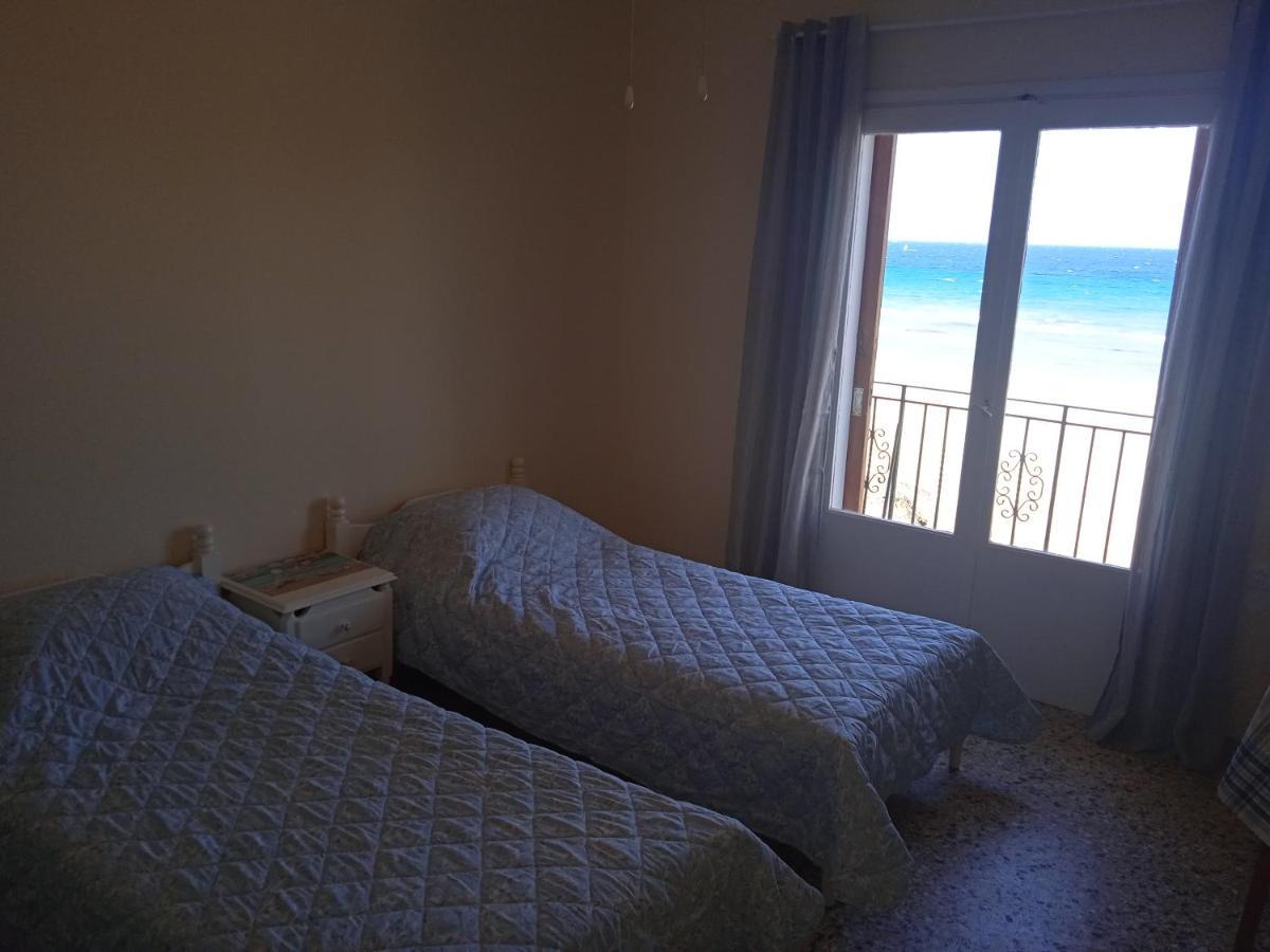 Apartment On The Beach Artemida  Luaran gambar